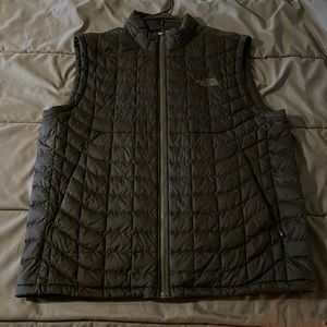 North face thermoball vest